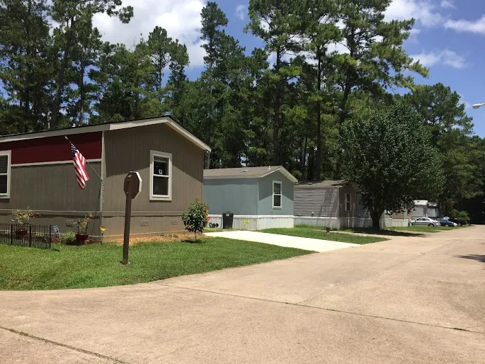 Pinedale Mobile Home Park Leasing Office 4