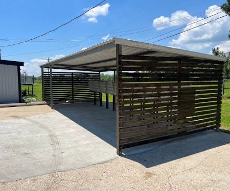 Chu00e2teau Maison Manufactured Housing Community