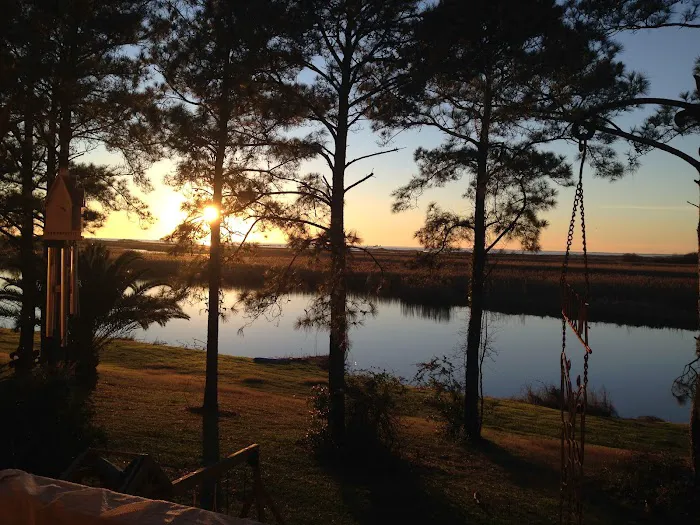 Trinity Bay RV & Lodging 10