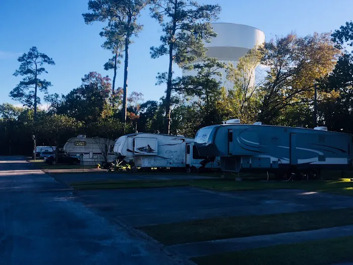 Pine Villa Manufactured Home & RV Community 9