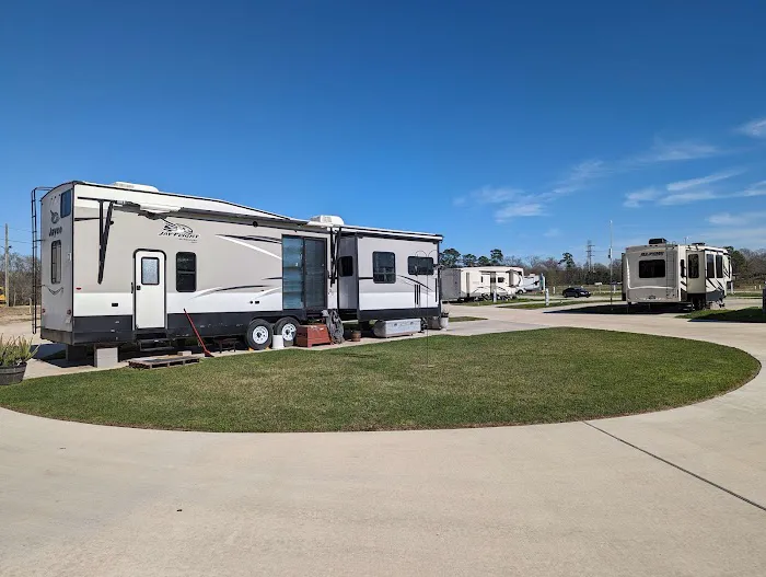 Junction Meadows RV Park 10