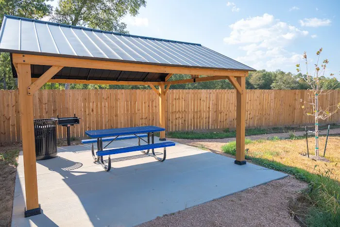 New Caney RV Park 10