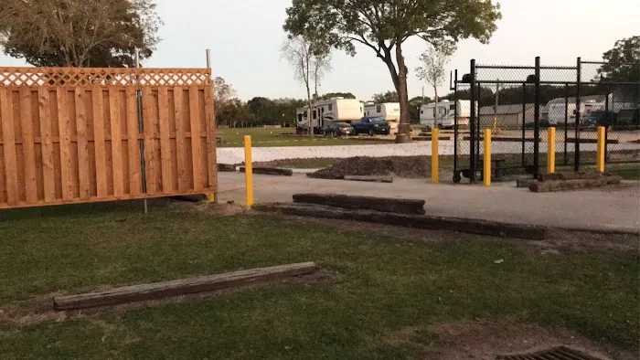 Bayou Country RV Park 9