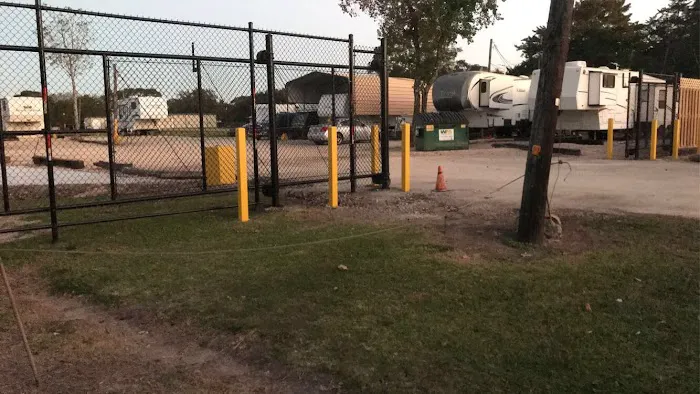 Bayou Country RV Park 4