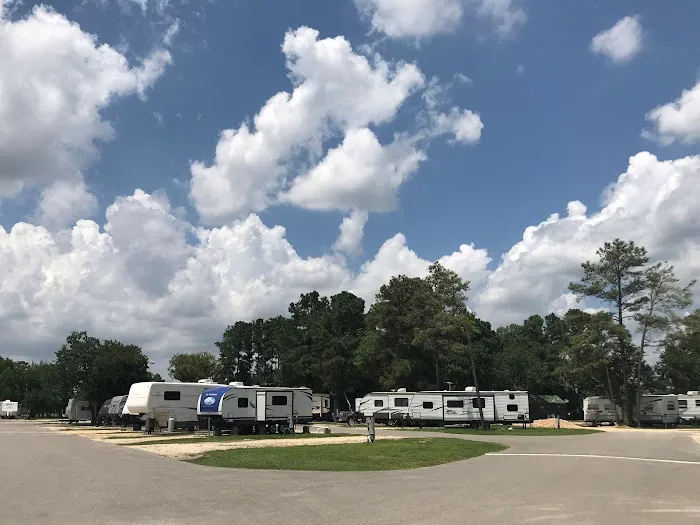 Sheldon Lake RV Resort 10