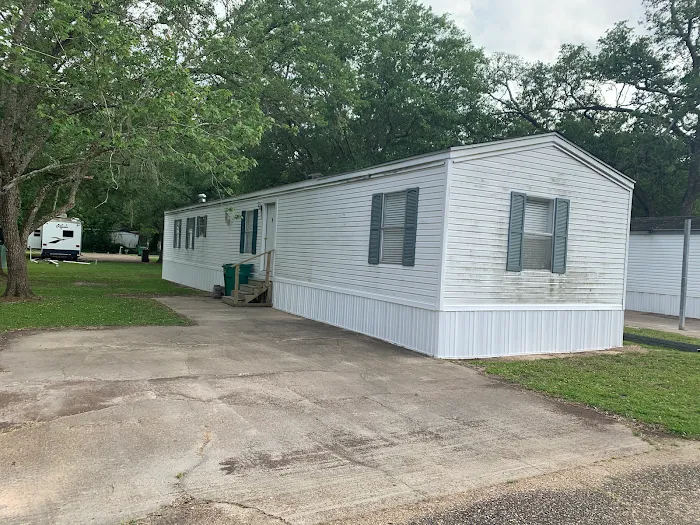 Shady Acres Mobile/ RV Park 10