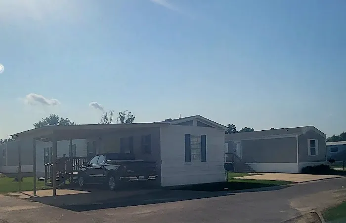 Sweet Gum Homes & RV Community 3