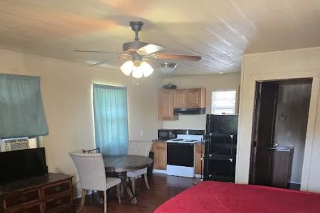 In The Middle Rv Park