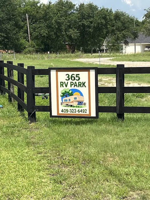 365 RV Park 2