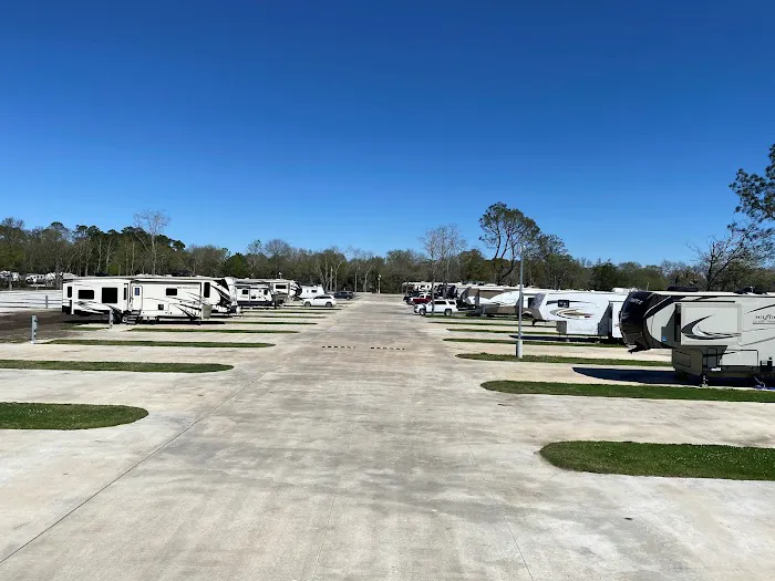 AAA RV Park On The Lake 3