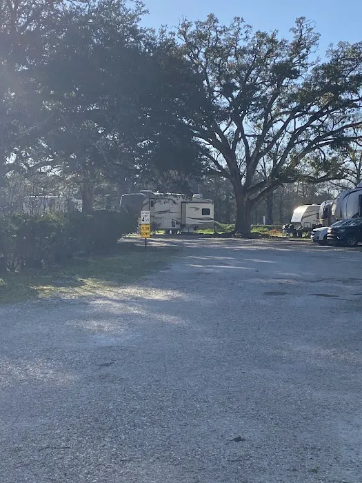 Seven Oaks RV Park 8