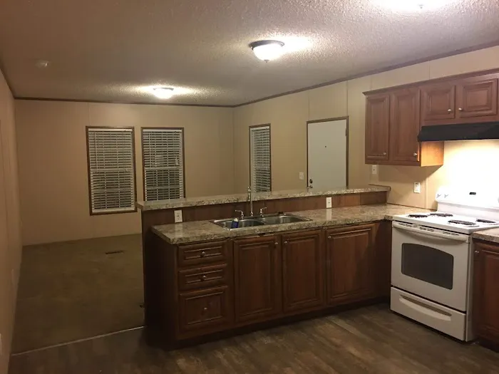 Tate Road Mobile Home / RV Park 4