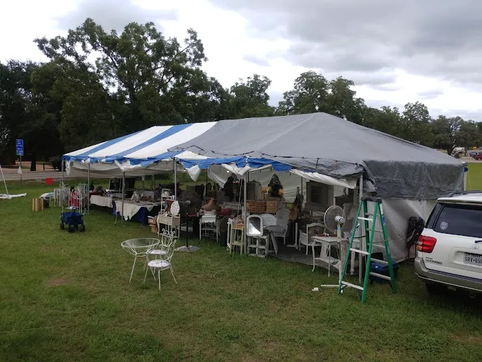 Round Top Roll Up RV Park 2