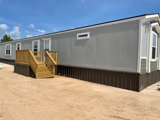 Casa De Campo Manufactured Housing Community 10