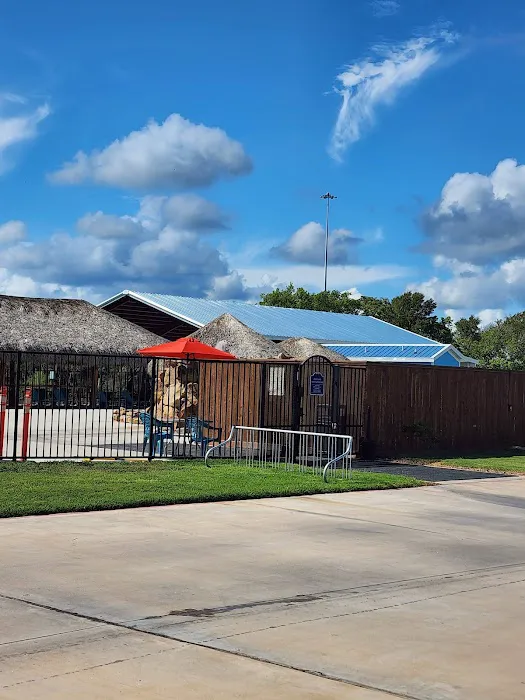 Summer Breeze USA RV Resort & Waterpark 9
