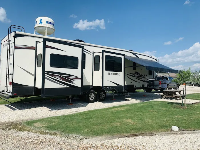 Houston West RV Park 7