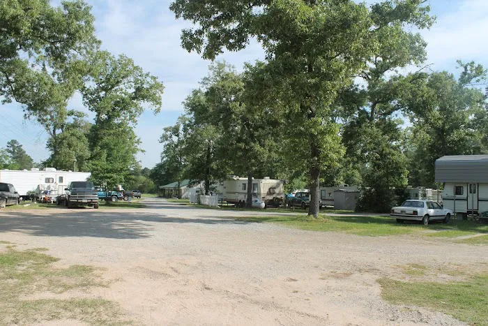 Rambling Vines RV Park 10