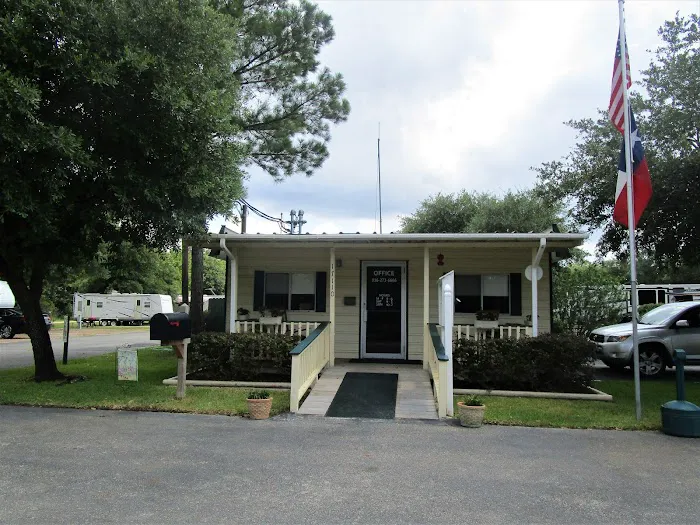 Woodland Lakes RV Park 9