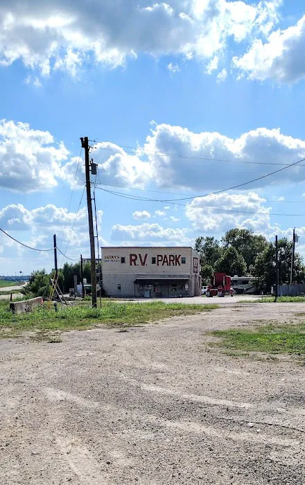 Lucky's RV Park 4