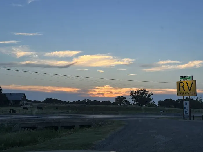Texas Station RV Park 8