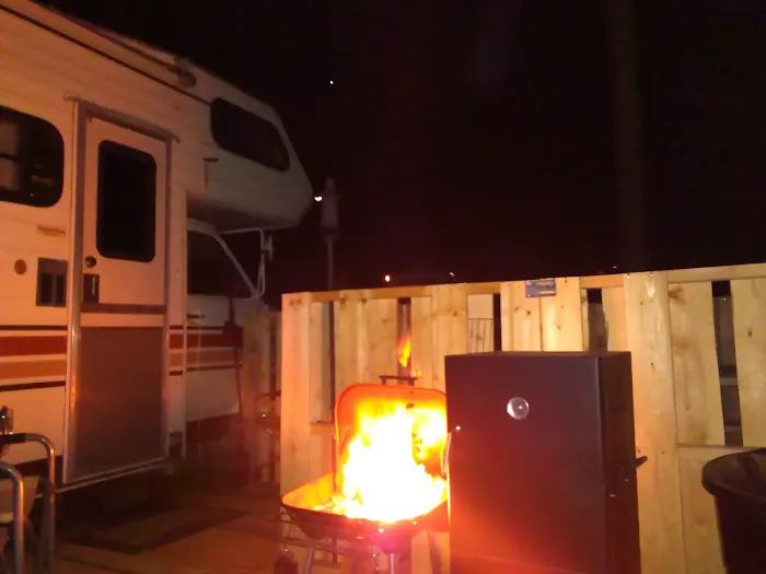 Happy Campers RV Park 9