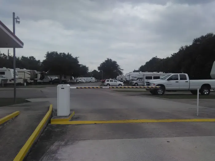 Casa RV Park 10