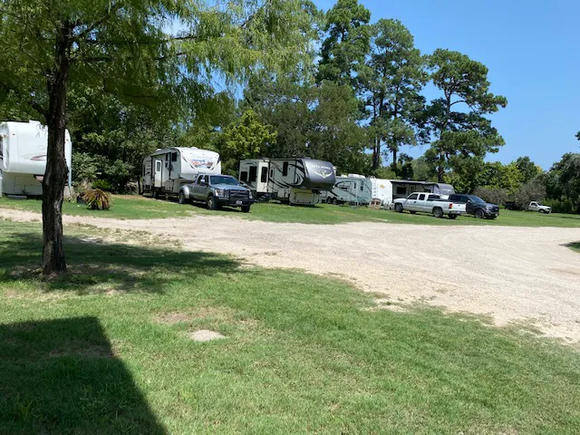 POP'S HIDEOUT RV PARK 1