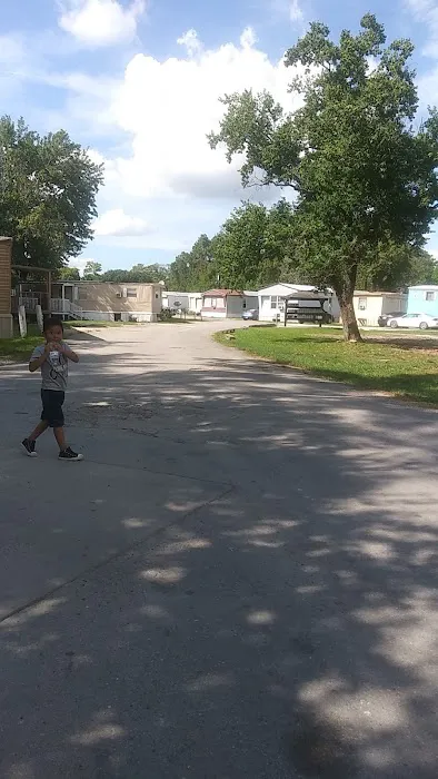 Shady Oaks RV & Mobile Home Park 8