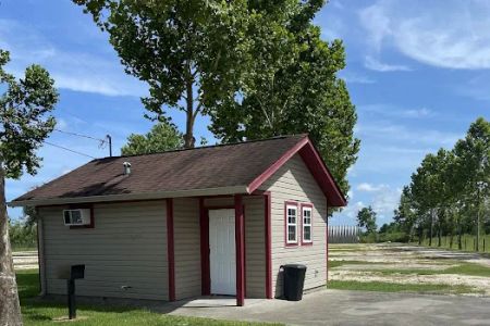 J & J RV Park