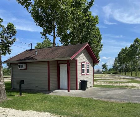 J & J RV Park