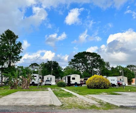 Meadowlark RV & Mobile Home Park