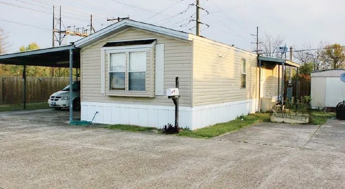 Meadowlark RV & Mobile Home Park 10