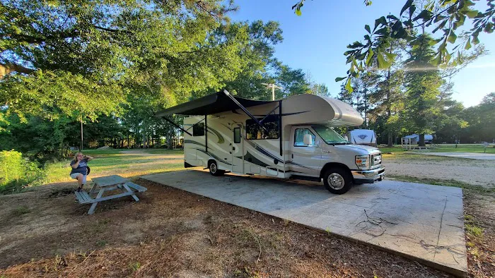 Magnolia RV Park and Family Campground 2