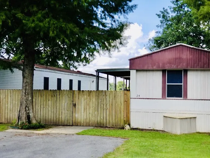 Plantation Village Mobile Home Community 1