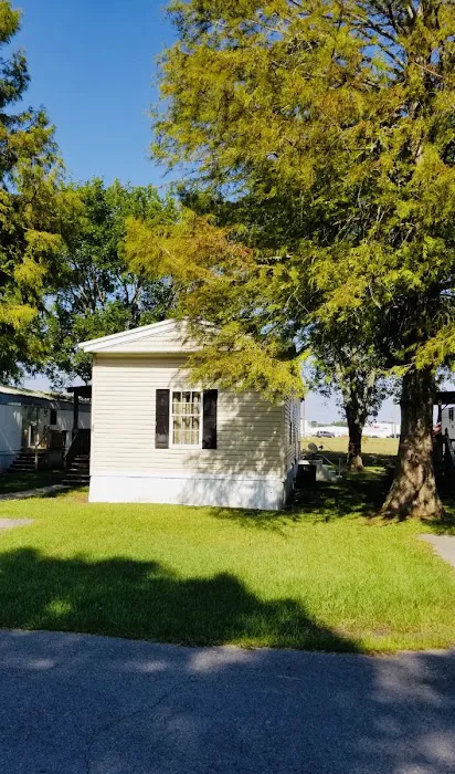 Plantation Village Mobile Home Community 7