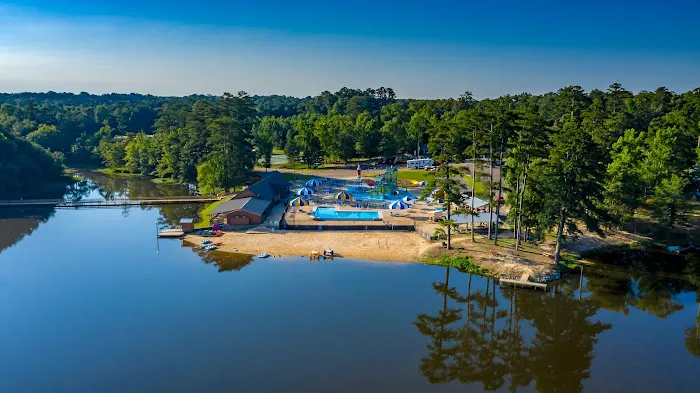 Jellystone Park Pelahatchie - Yogi On The Lake 5