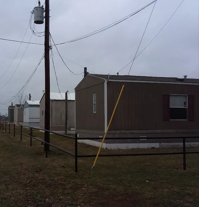 Grandpa's Mobile Home Park 6