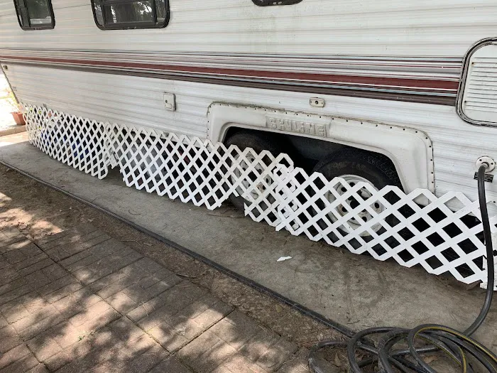 Spring Oaks Mobile Home & RV Prk 3