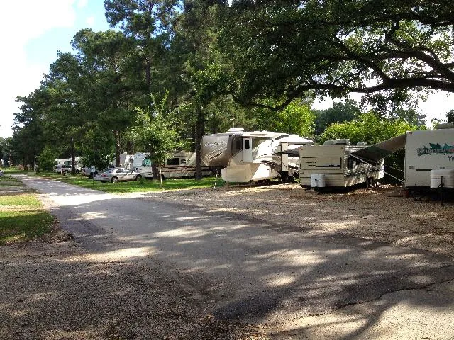 Tomball RV Park 3