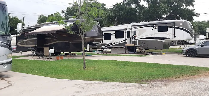 Cicada Springs RV Park 5