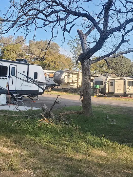 Open Air RV Resort- Harker Heights 9