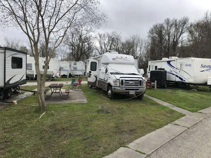 Houston Central RV Park 3