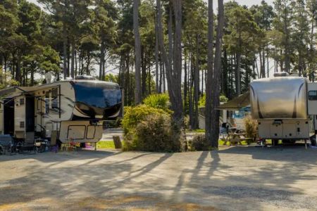 Eastpark Village RV Park - Rural & Relaxing RV Life in Channelview, Texas