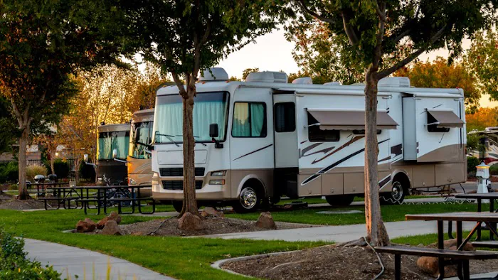 Eastpark Village RV Park - Rural & Relaxing RV Life in Channelview, Texas 2