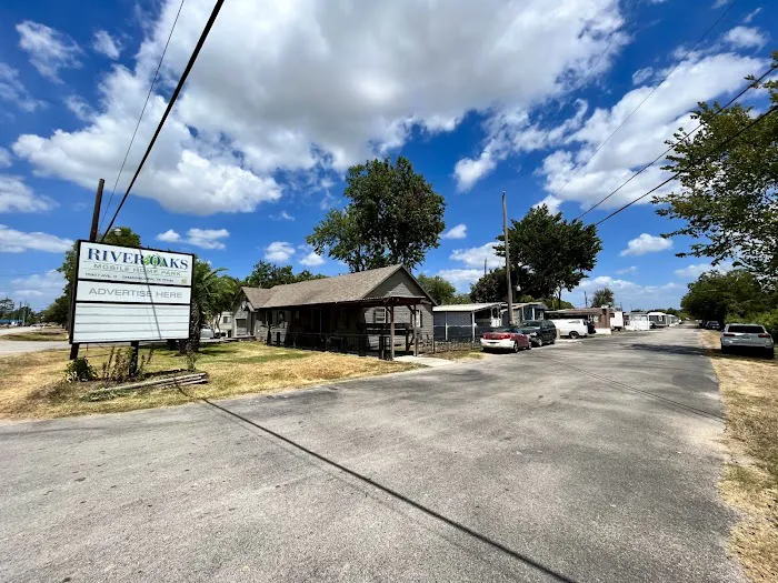 River Oaks RV & Mobile Home Park 3