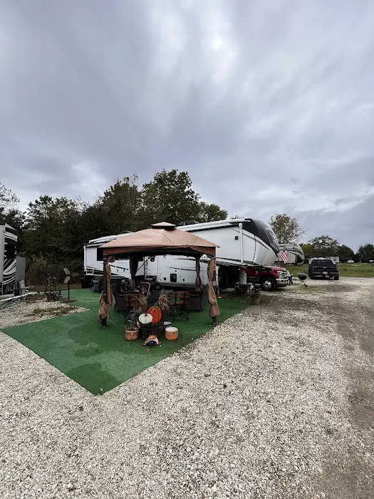 Sunrise Winnie RV Park & Storage 4