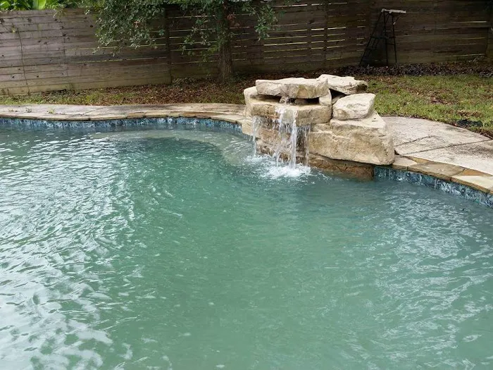 Paradise Pools & RV 1