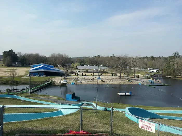 Pep's Point Water Park 8