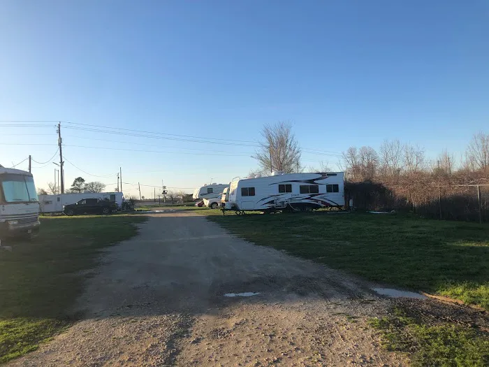 Evergreens RV Park 5