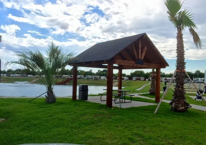 Katy Lake RV Resort 2